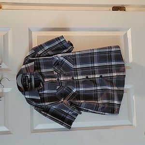 Airwalk short sleeve button down shirt